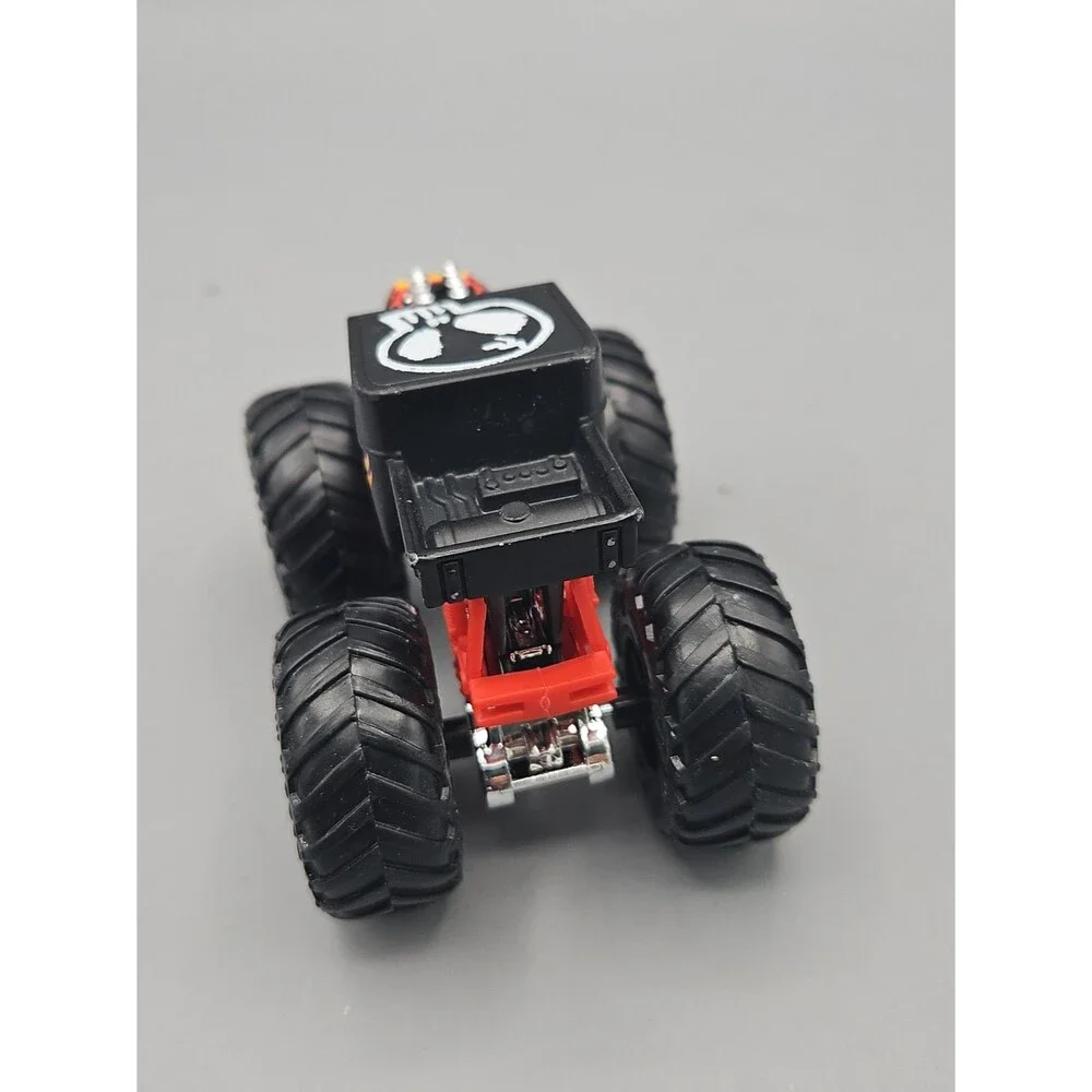 Hot Wheels Monster Jam Truck 1:64 Bone Shaker Diecast Flame Black Red